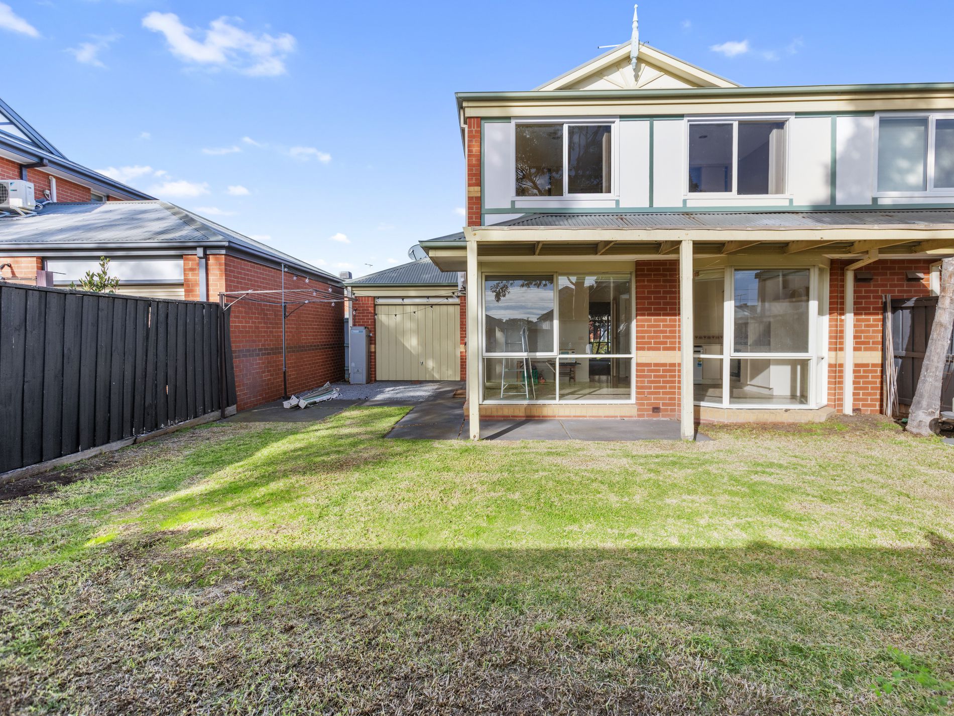 2 Whittaker Court, Williamstown