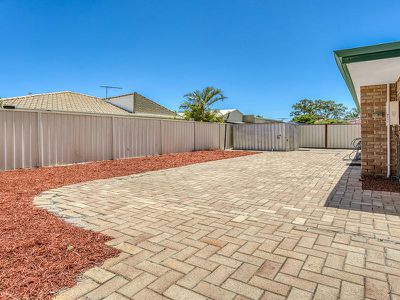 33 Redheart Drive, Thornlie