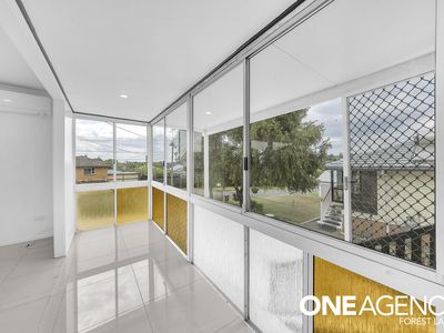 10  Cygnus Street , Inala