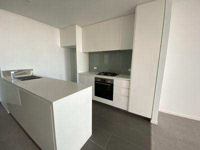 907D / 4 Tannery Walk, Footscray