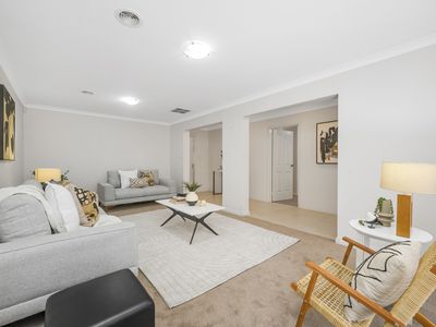 10 Nimbera Street, Harrison