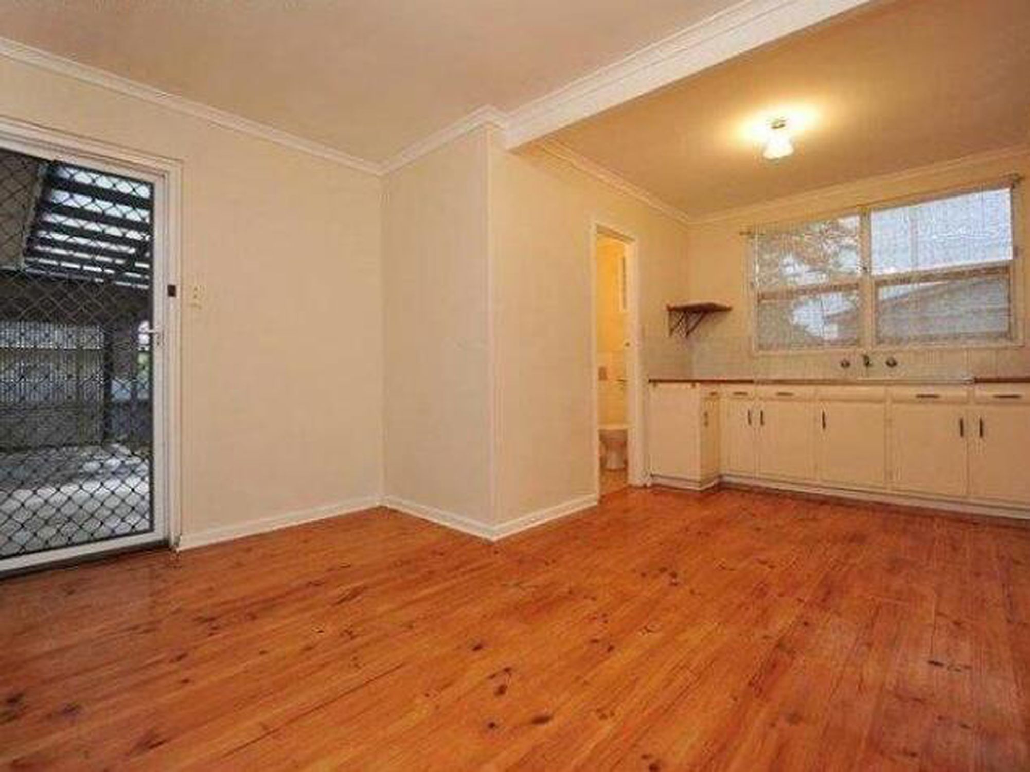 7 Kapoola Avenue, Campbelltown