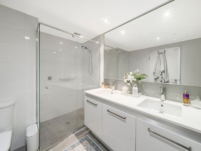 703 / 2 Oldfield Street, Burswood