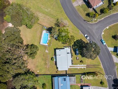 2 Crookhaven Drive, Greenwell Point