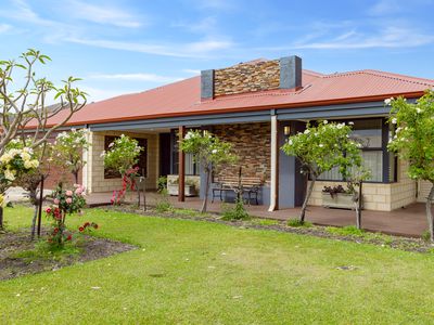 2 Neroli Link, Atwell