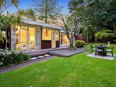 55 Hillcrest Avenue, Hillcrest