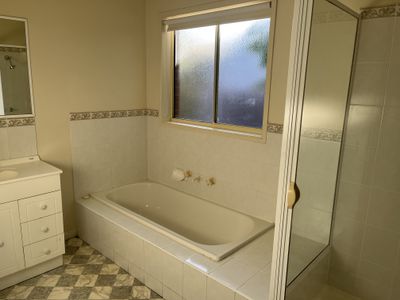 1 / 10 Rotherham Street, Belmont
