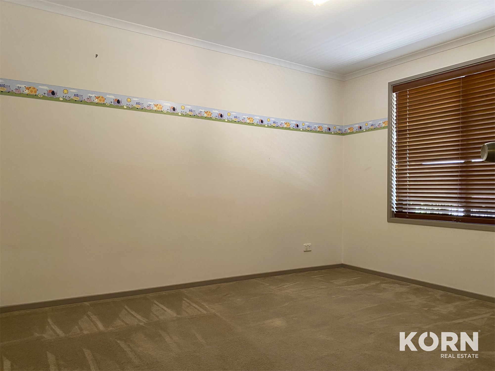 12 Russell Street, Magill