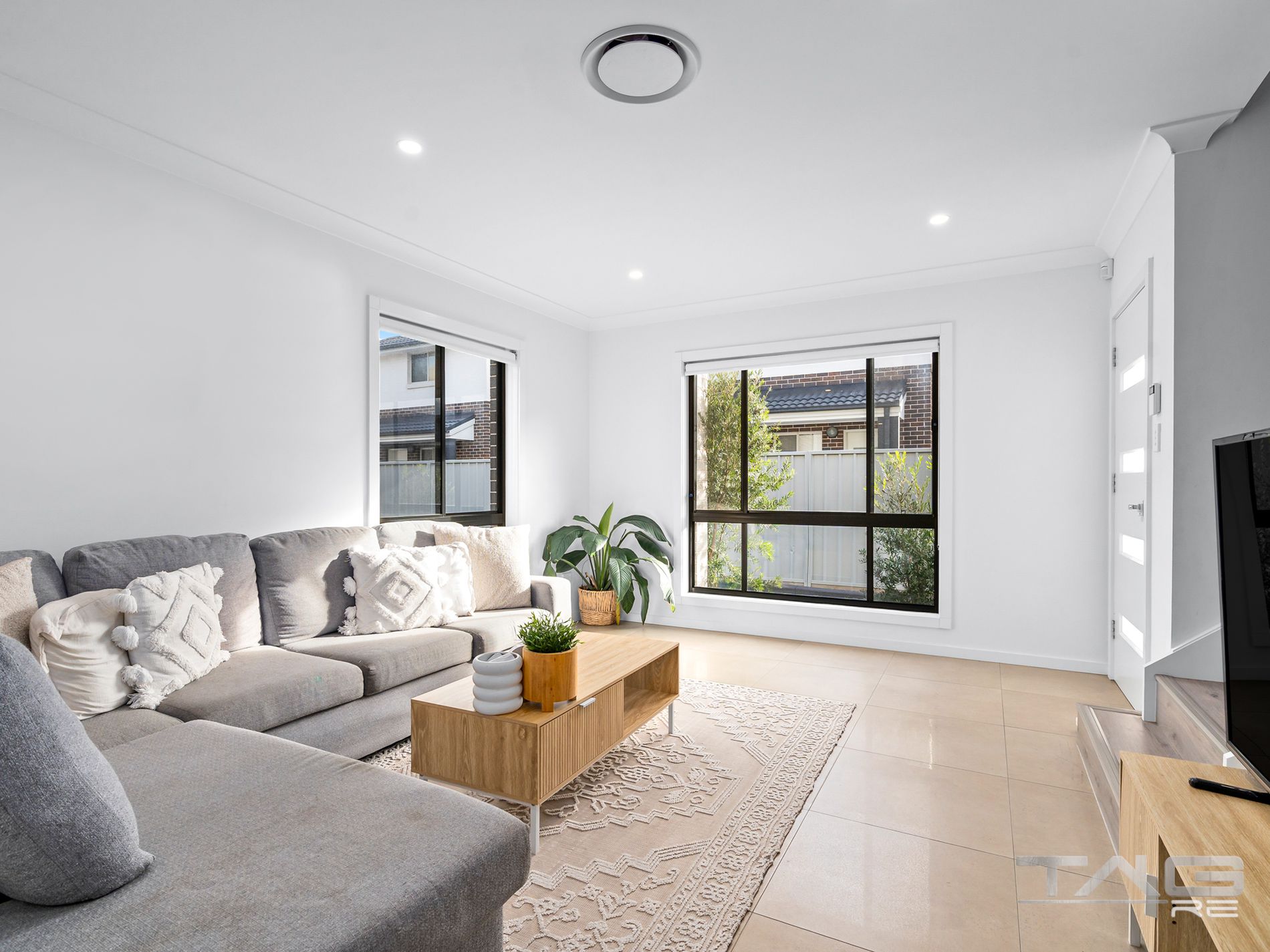 2 / 84 Brisbane Street, Oxley Park