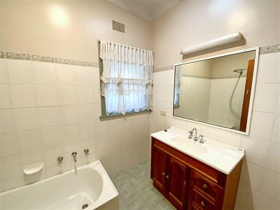 4 Gale Street, Forbes