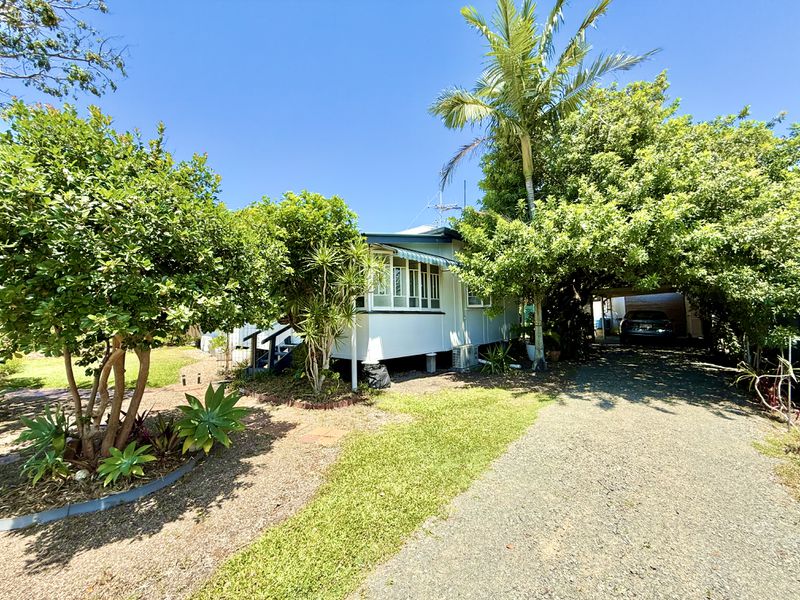 48 Dayman Street, Urangan, QLD, Urangan - Thumbnail 2