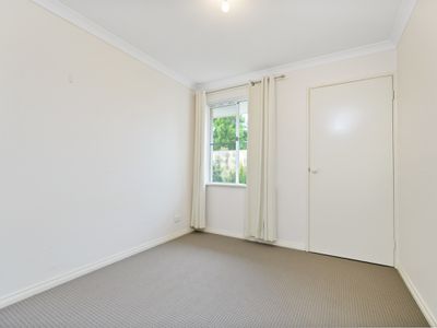 2/18 Drabble road, Scarborough