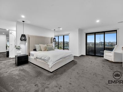 45 Stonefox Circuit, Clyde North