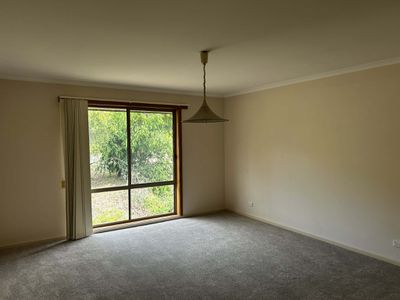 8 Reid Court, Tawonga South