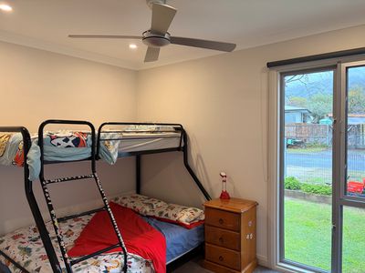 1 Simmonds Street , Mount Beauty