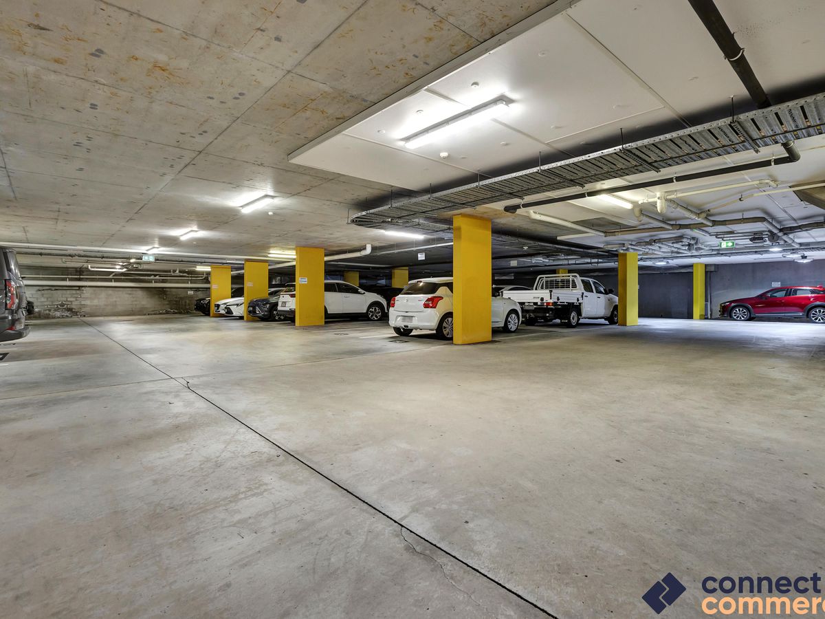 301 / 237 Scottsdale Drive, Robina
