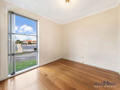1 / 29 Hallam Road, Hampton Park