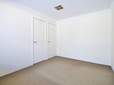 24 Almond Avenue , Shoalwater