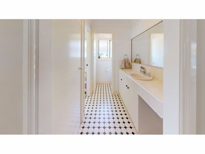 85 Websdale Drive, Dubbo