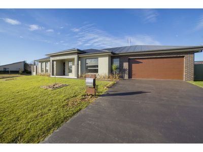 2 Avalon Place, Dubbo