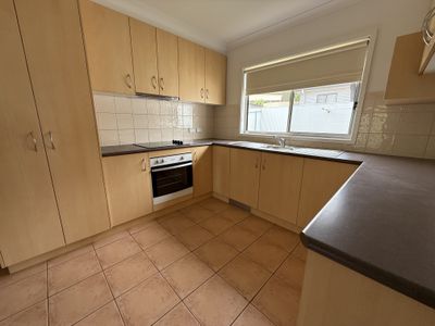 65 MacArthur Street, Griffith