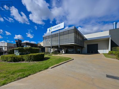 102 Discovery Drive, Bibra Lake