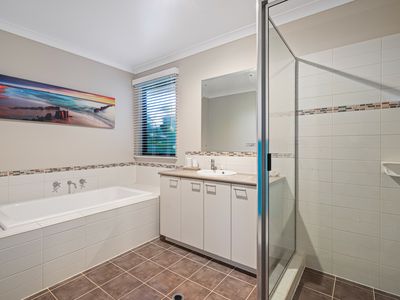 7 Nganka Way, Hannans