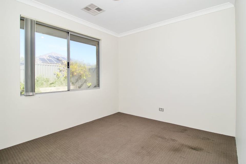 8 Larkfield Ridge, Baldivis