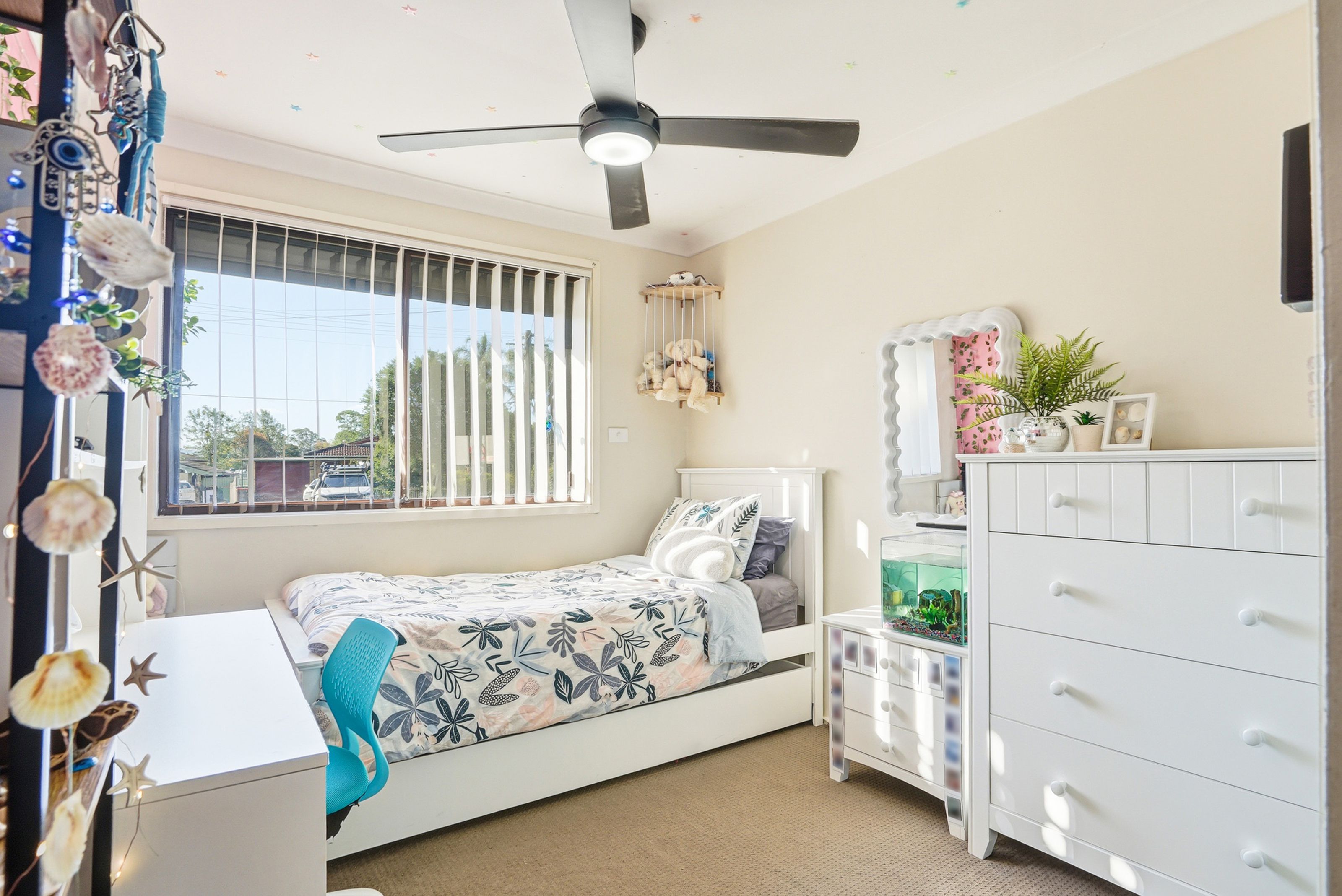 13 Piper Close, KINGSWOOD