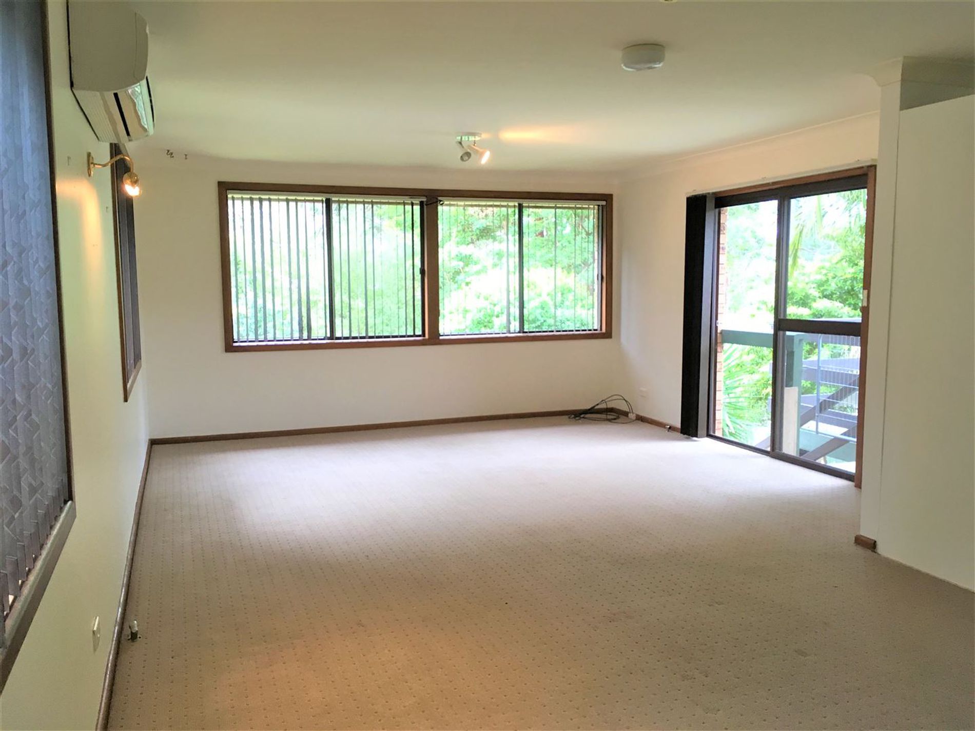 53 Wyoming Avenue, Burrill Lake