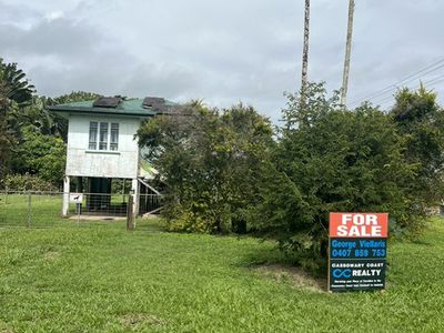 14 OAK STREET, Goondi Bend
