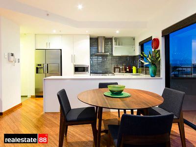 907 / 251 Hay Street, East Perth