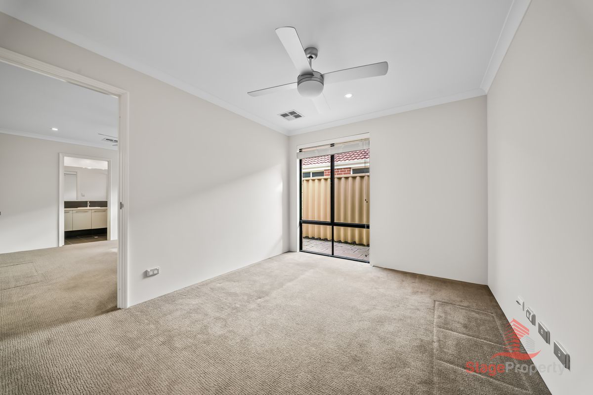 18 Blossom Chase, Aubin Grove