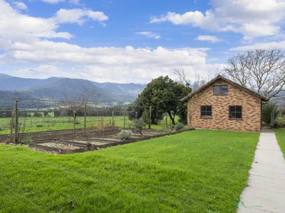 7111 Kiewa Valley Highway, Tawonga