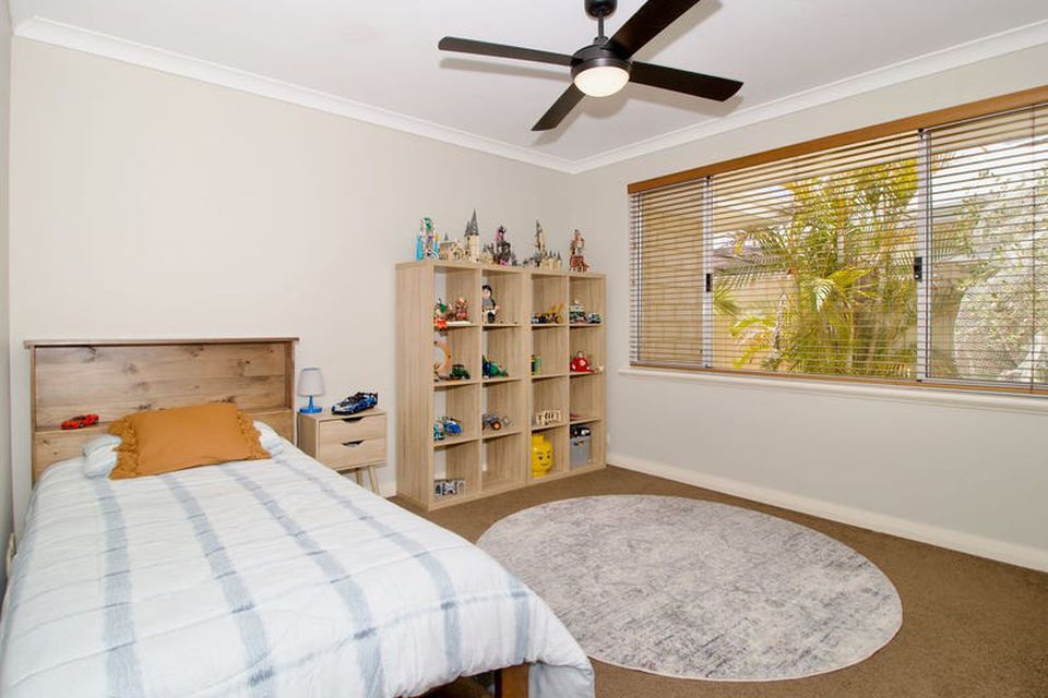 10 Waring Heights  , Baldivis