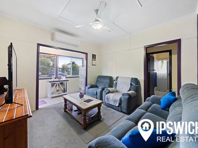 19 WALL STREET, Bundamba