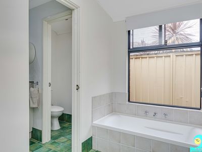 2 Emperor Way, Yanchep