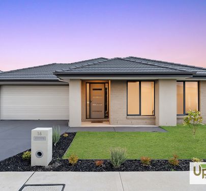 16 Andante Crescent, Clyde