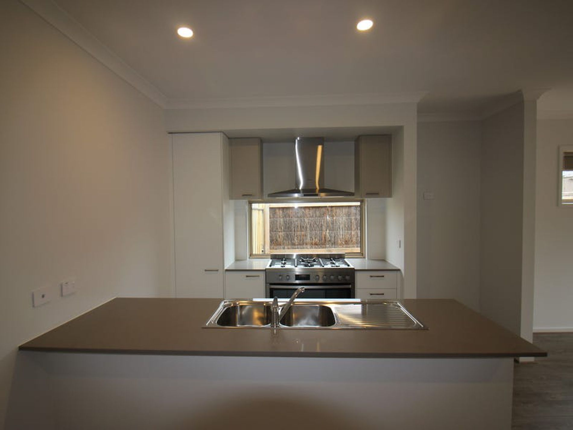 33 Cootamundra Drive, Armstrong Creek