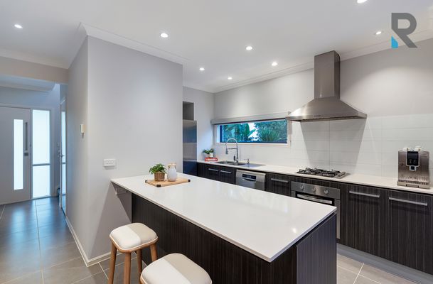 30 Flourish Circuit, Greenvale