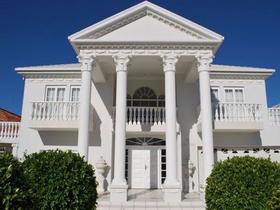 11 The Sovereign Mile, Paradise Point