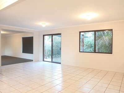 11A Westmoreland Boulevard, Springwood