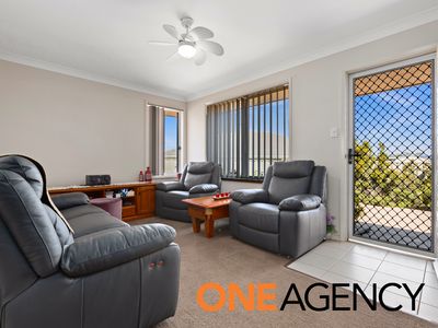 1 / 14 Hanover Close, South Nowra