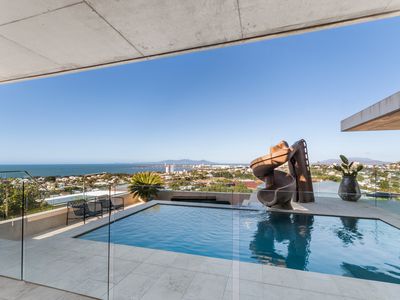 1 Balmoral Drive, Castle Hill