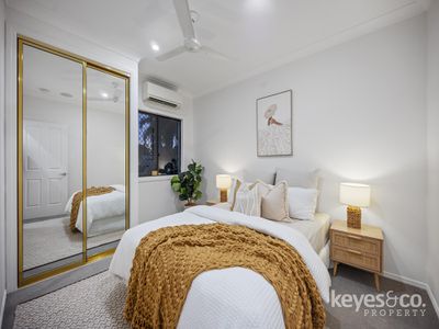 214 Riverside Boulevard, Douglas