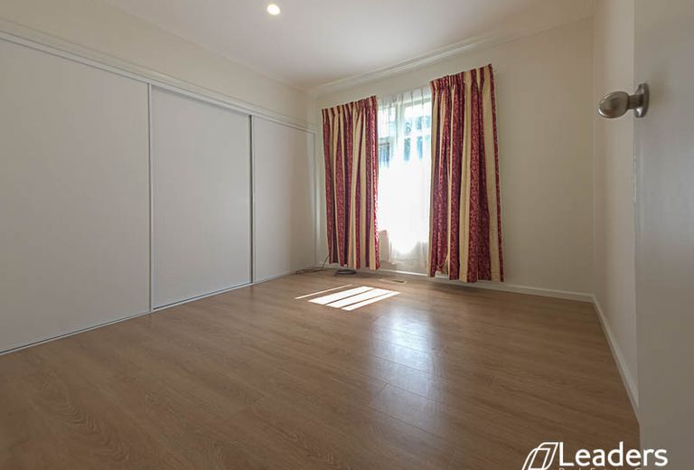 92 Hilton Street, Mount Waverley