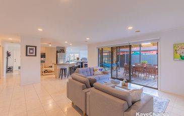 7 Castle Court, Beaconsfield