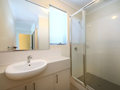 3 Canister Rise, Alkimos