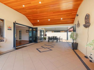 23 Highlander Parade , Rockingham