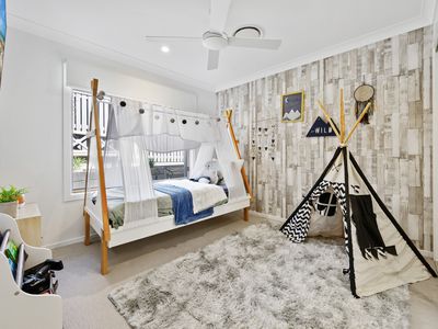 27 Arondel Circuit, Upper Coomera